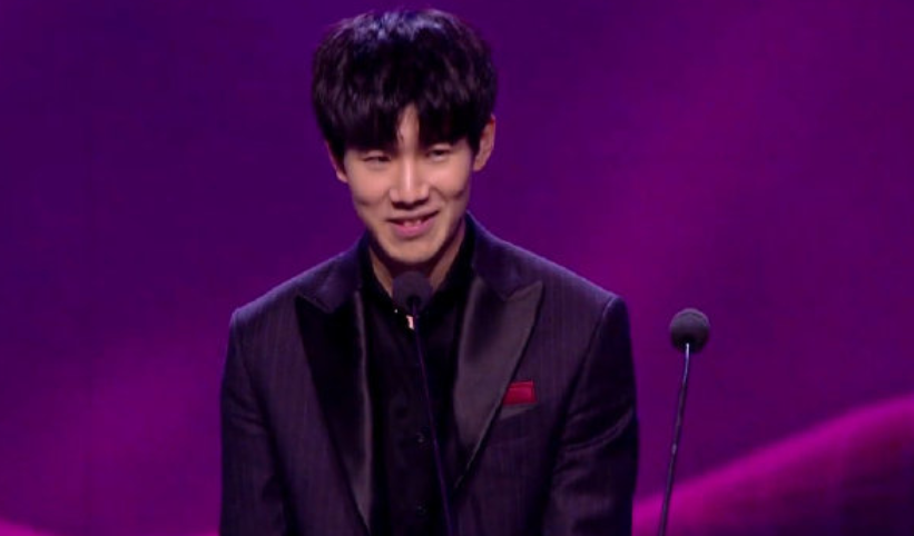 往往比硬拉 往往比硬拉